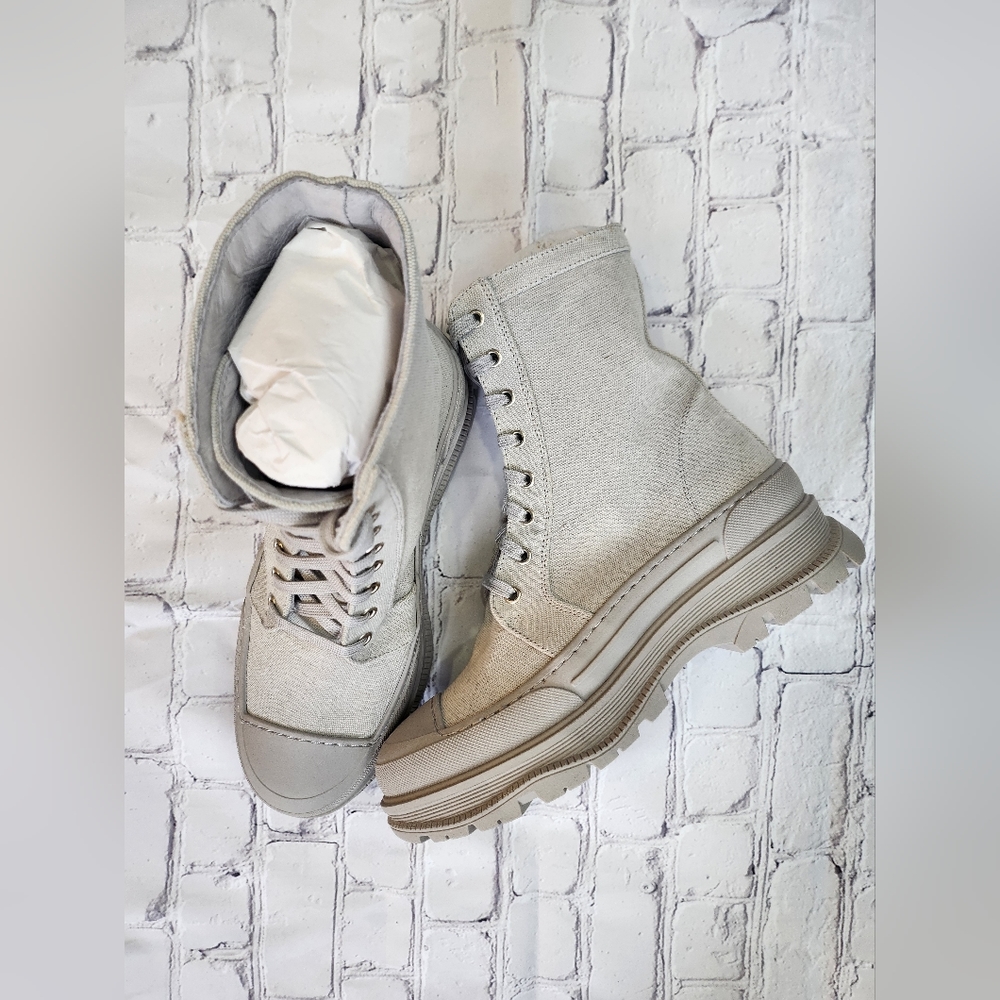 Free People Canvas Lace Up Military Boot - Dove (37)